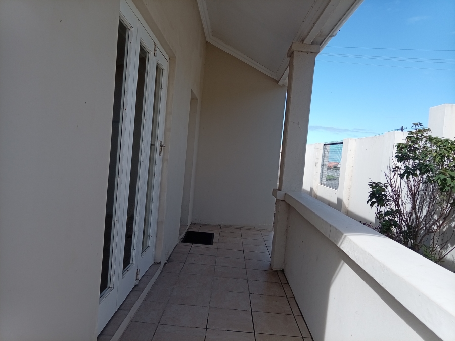 2 Bedroom Property for Sale in Cambridge West Eastern Cape